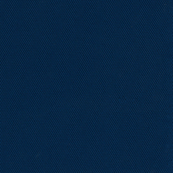 Meshback 3D Microknit Nickel; Seat fabric Cogent Royal Blue; Frame Seagull